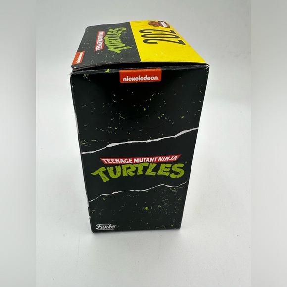 Nickelodeon Minis Teenage Mutant Ninja Turtles Splinter & April (Set of 2) - Picture 2 of 11